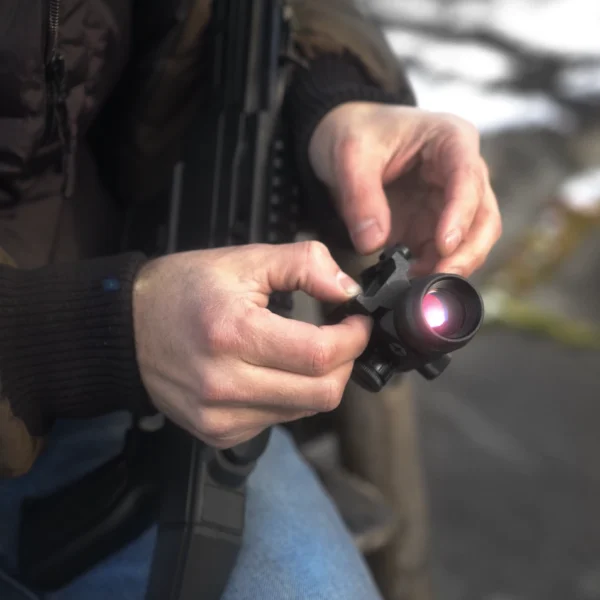 CenterPoint Compact Battle Sight 72609 Outdoor Lifestyle Being Equipped to Picatinny Rail of Crosnam 1077 TAC